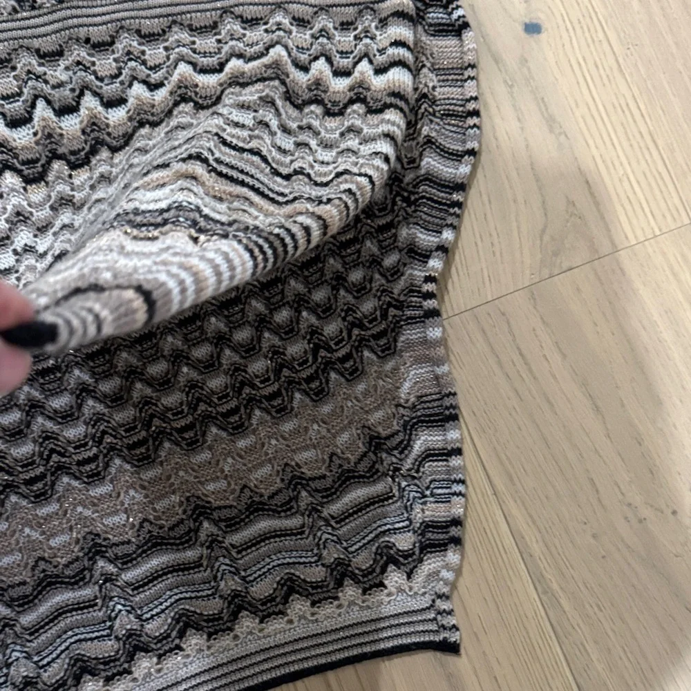 Missoni Knit Poncho - Picture 4 of 6
